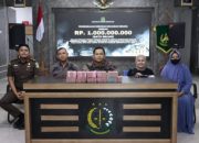 Kejari Bengkalis Selamatkan Uang Negara 1 Milyar Rupiah Dari Salah Seorang Tersangka Kasus Korupsi Bank Riau Kepri