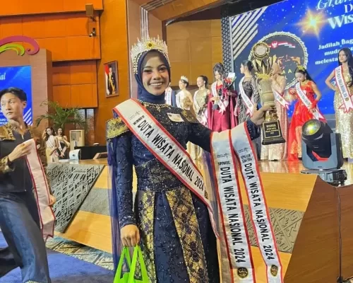 Anak Pedagang Bakso di Dumai Sabet Gelar Winner Duta Wisata Nasional 2024, Dwi Lestari: Kemenangan Ini Saya Persembahkan untuk Riau