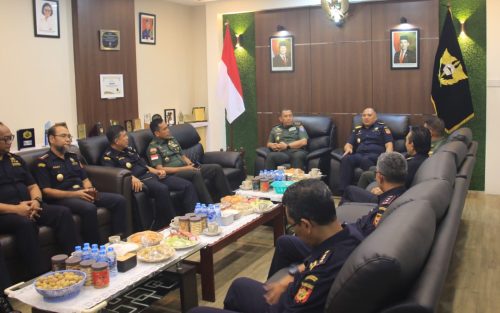 Pertemuan Hangat Pangdam Tanjungpura dengan Bea Cukai Kalbar
