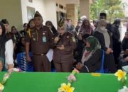 Wakajati Riau Pimpin Prosesi Pelepasan Jenazah Almarhum Jaksa Syahril Siregar SH