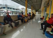 Tragis! Buruh PT Palma 1 Terpaksa Menginap di Kantor Disnaker Demi Keadilan