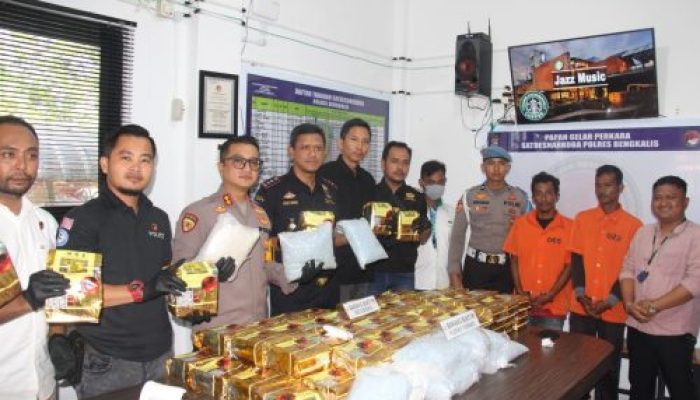 Polres Bengkalis Berhasil Ungkap Kasus Narkotika dengan Barang Bukti 100 Bungkus Narkotika Jaringan Internasional