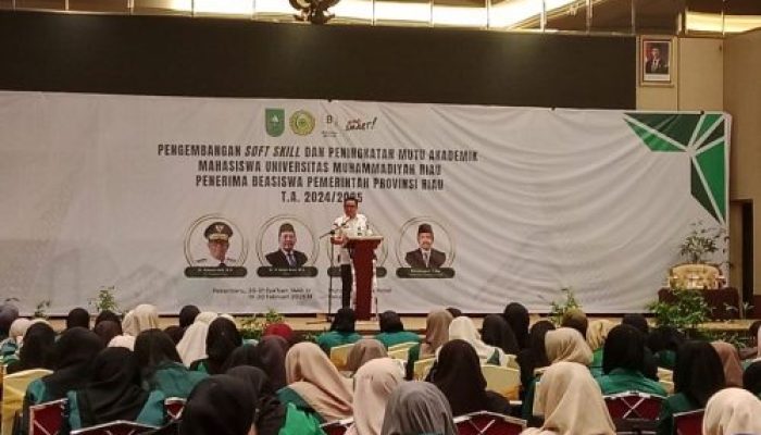 423 Mahasiswa Penerima Beasiswa Pemprov Riau Ikuti Pelatihan Pengembangan Soft Skill