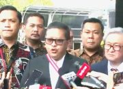 Hasto Penuhi Panggilan KPK, Ribuan Massa Penuhi Depan Gedung KPK Berikan Dukungan