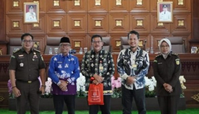 Tim Penkum Gelar Penerangan Hukum di Pemkab Siak