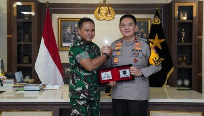 Perkuat Sinergitas TNI-Polri, Pangdam I/BB dan Rombongan di Sambut Hangat Kapolda Riau