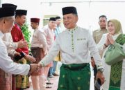 Bupati Asmar dan Wabup Muzamil Ikuti Prosesi Tepuk Tepung Tawar di LAM Riau