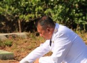 Usai Dilantik, Wakil Bupati Kepulauan Meranti Langsung Ziarah ke Makam Orang Tua