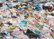 Kondisi Jalan Nelayan Pekanbaru Memprihatinkan: Banjir dan Sampah Berserakan, Warga Keluhkan Minimnya Tindakan