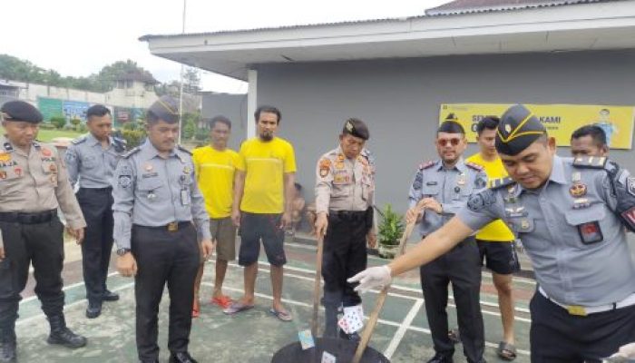 Ciptakan Lingkungan Aman dan Tertib Rutan Rengat Lakukan Penggeledahan serta Tes Urine