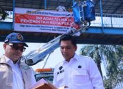 Sekdako Pekanbaru Pimpin Pengambilalihan Empat Unit JPO di Kota Pekanbaru