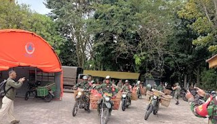 Danrem 031/WB Tinjau Langsung Warga Terdampak Banjir dan Berikan Bantuan Sembako