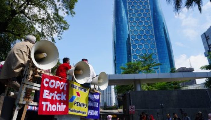 ARM Gelar Aksi Unjuk Rasa, Desak Erick Thohir Mundur dan Usut Dugaan Korupsi