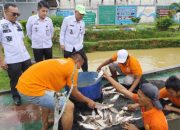 Dukung Ketahanan Pangan Nasional, Rutan Rengat Bersama CV Rosadia Petaho Panen Kangkung dan Ikan Air Tawar