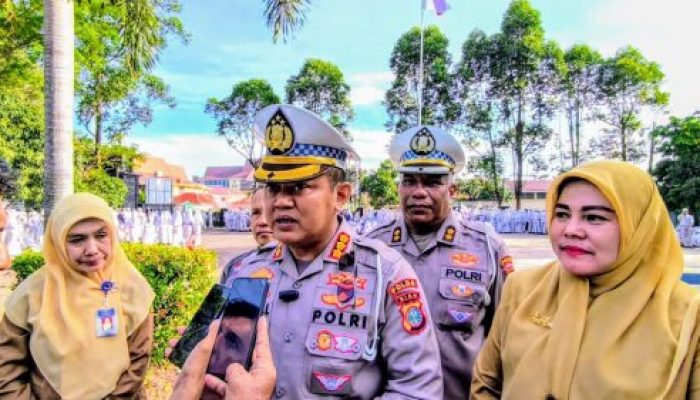 Dirlantas Polda Riau Pimpin Kegiatan Police Goes to School di SMAN 8 Pekanbaru