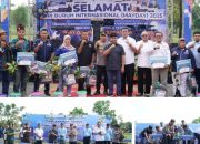 Kapolda Riau Hadiri Perayaan May Day 2025 Bertema “Merajut Kebersamaan untuk Peningkatan Kesejahteraan Pekerja dan Produktivitas Nasional