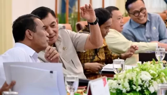 Menhan RI Hadiri Ratas Dipimpin Presiden, Bahas Tindak Lanjut Hilirisasi Nasional
