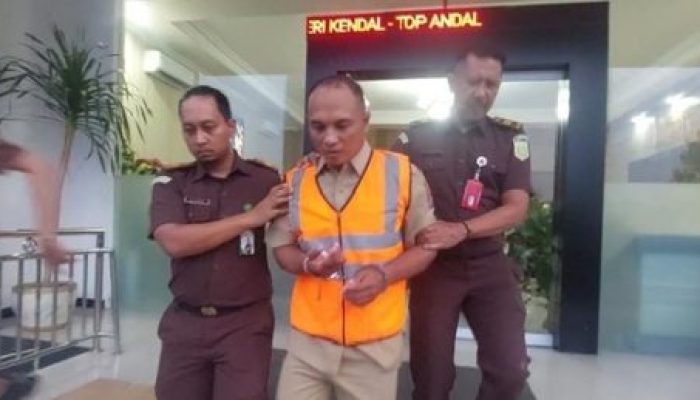 Seorang Kades Di Kertosari Kendal Kini Jadi Tersangka ” Korupsi Dana Pembangunan Anggaran Desa Tahun 2023