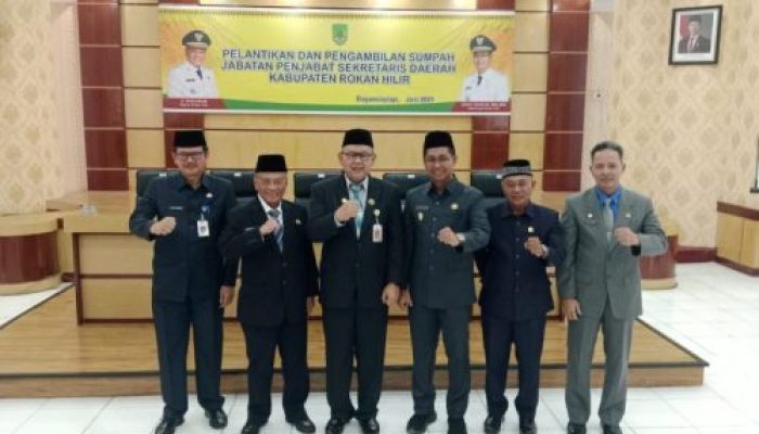 Bupati Bistamam Lantik Pj Sekdakab Rohil