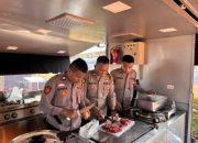 Polda Metro Jaya Buka Dapur Lapangan Bantu Pengungsi Kebakaran di Penjaringan