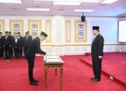 Lantik 22 Pejabat Fungsional, Sekjen Kemendagri Tekankan Pentingnya Pemberdayaan Pegawai