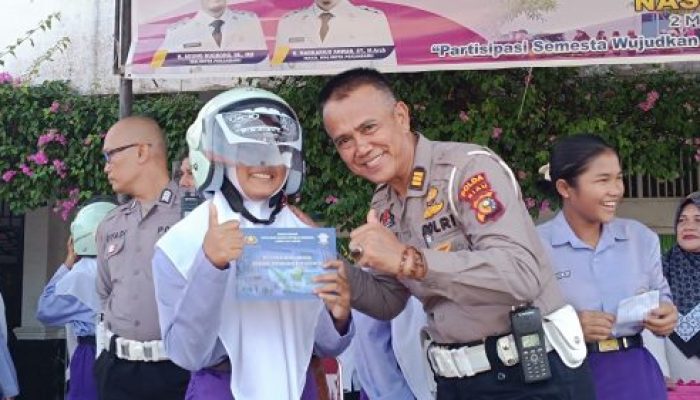 Police Go to School, Ditlantas Polda Riau Tanamkan Etika Berlalu Lintas dan Cinta Lingkungan Sejak Dini