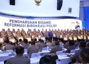 Menteri Rini Sampaikan Apresiasi Divisi Humas Polri Atas Penghargaan Zona Integritas