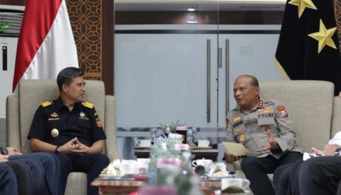 Perkuat Sinergi, Polda Jatim dan Bea Cukai Tingkatkan Pengawasan Barang Ilegal
