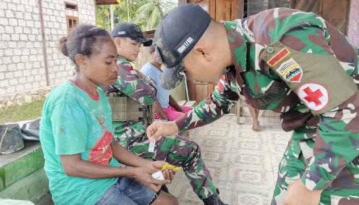 Satgas Yonif 131/Brajasakti Peduli Kesehatan, Gelar Fogging dan Layanan Kesehatan di Perbatasan Papua