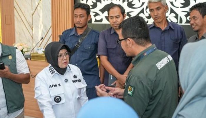 Bupati Siak Perjuangkan Honorer R2-R3 Jadi PPPK Penuh Waktu
