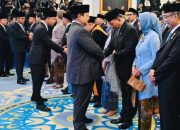 Presiden Prabowo Subianto melantik sejumlah pejabat negara di Istana Negara, Jakarta, pada Senin, 25 Agustus 2025