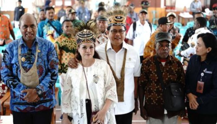 Viva Yoga Apresiasi Yunus Mansim, Kepala Suku Menghibahkan Tanah Untuk Kawasan Transmigrasi