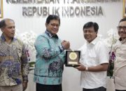 Bertemu Bupati Sumbawa Barat, Wamen Viva Yoga: Lahan dan Kawasan Transmigrasi Untuk Kesejahteraan Rakyat