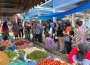 Sat Reskrim Polres Simalungun Sidak Pasar Jelang Natal, Pastikan Harga Sembako Stabil dan Stok Aman