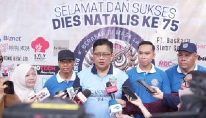 HUT Ke-75 Snesa Lamongan dan Reuni IKASNESA, Wamen Viva Yoga Sampaikan Pesan Presiden Prabowo Agar Kita Menjadi Bangsa yang Cerdas dan Unggul