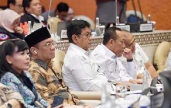 Rapat Penyelesaian Konflik Agraria, Wamen Viva Yoga: Sinergi Pemerintah dan DPR Untuk Menuntaskan Sengketa Lahan