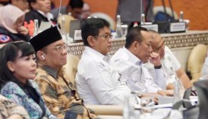 Rapat Penyelesaian Konflik Agraria, Wamen Viva Yoga: Sinergi Pemerintah dan DPR Untuk Menuntaskan Sengketa Lahan