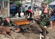 Peran Aktif Babinsa Wonodadi, Gotong Royong Bangun Pondasi Rumah Warga
