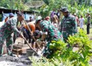 TMMD Ke 127 Kodim 0808/Blitar Dan Warga Gotong Royong Cor Pondasi Rumah Mbah Mujinah