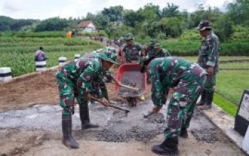 Melalui TMMD Ke 127 Kodim 0808/Blitar, Jalan Desa Di Gandusari Dibangun Permanen Untuk Dukung Aktivitas Warga