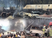 Detik-detik Kebakaran Gudang Solar Ilegal di Pekanbaru: Berawal dari Percikan Kabel Listrik