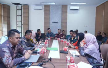 Wakili Bupati Kampar, Asisten I Setda Kampar Pimpin Rapat Pembahasan Laporan Program Strategis Nasional