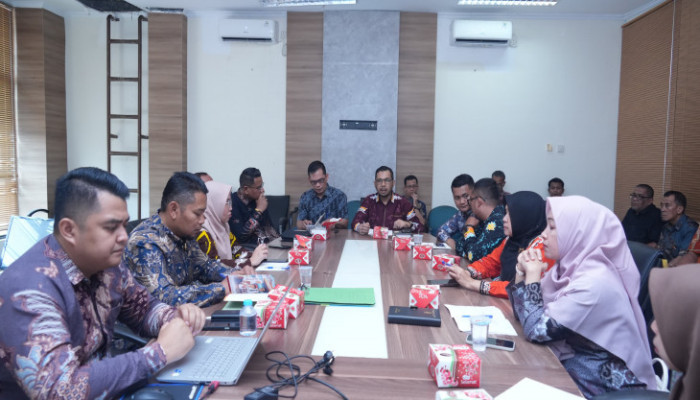 Wakili Bupati Kampar, Asisten I Setda Kampar Pimpin Rapat Pembahasan Laporan Program Strategis Nasional