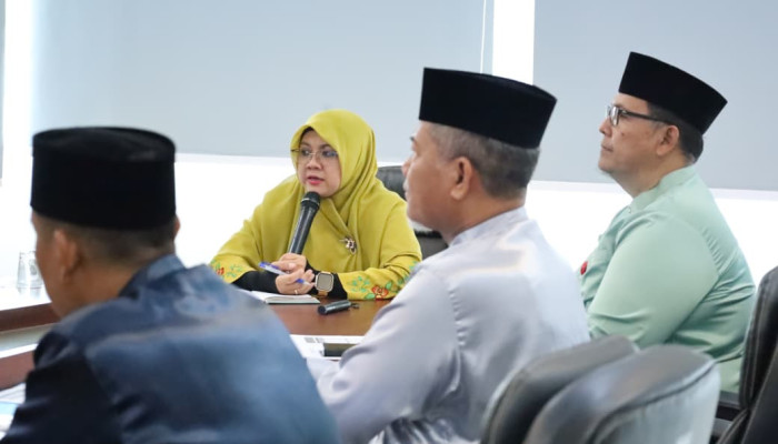 Rapat Bersama BKD, Bupati Afni Dorong Optimalisasi Peningkatan PAD