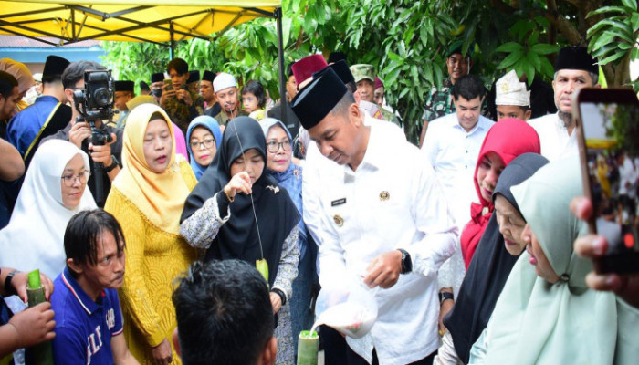 Resmi Buka Festival Lomang, Bupati Kampar Ahmad Yuzar: Lestarikan Adat dan Budaya Kampar