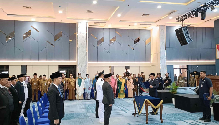 Wako Pekanbaru Lantik 5 Kadis dan 2 Camat, ini Daftar Lengkap 43 Pejabat yang Dilantik