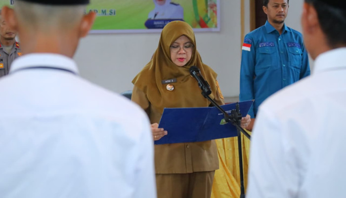 Lantik PAW Bapekam, Bupati Afni Dorong Budaya Disiplin Lewat Keteladanan Pemimpin