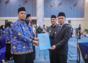 Wako Pekanbaru Lantik PNS Baru, Minta Tingkatkan Soal Pelayanan dan Loyalitas