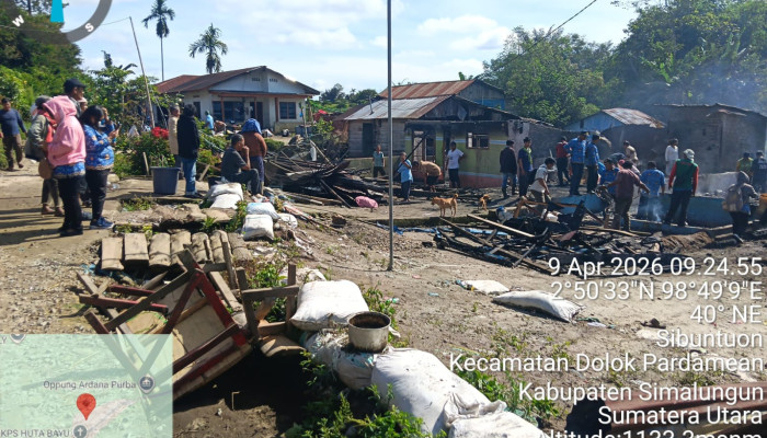 Hadir di Tengah Duka Warga, Polsek Dolok Pardamean Gerak Cepat Tangani Kebakaran Empat Rumah — Polri Tidak Pernah Absen Untuk Masyarakat