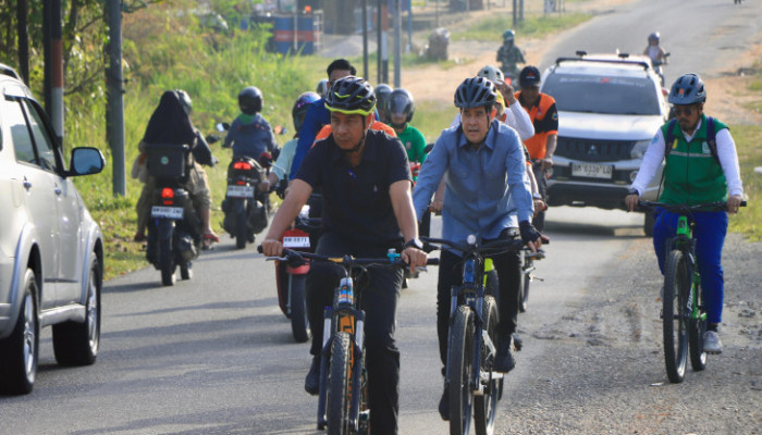 Bupati Kampar Pimpin Gerakan Jumat Bersepeda, Perkuat Transformasi Budaya Kerja ASN di Pemkab Kampar